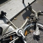 un collectif s'attaque à velib'